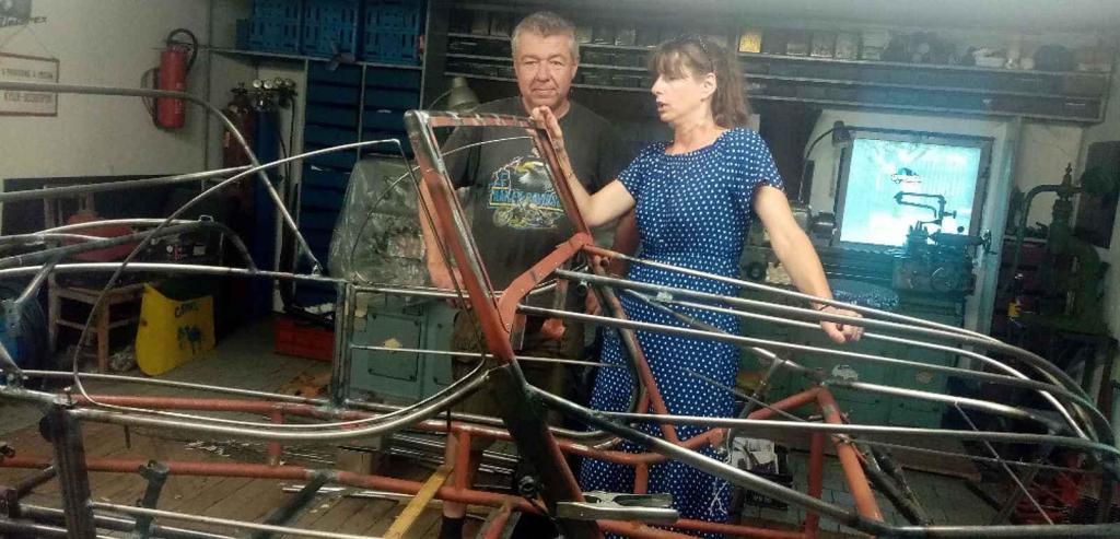 Svařovna a Pošívárna konzultuje výšku okenních rámů modelu OS-KAR.