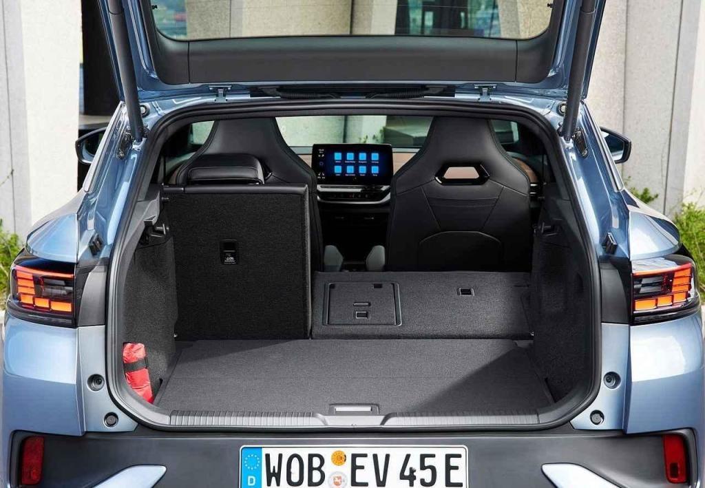 Ale oproti Volkswagenu to není moc znát