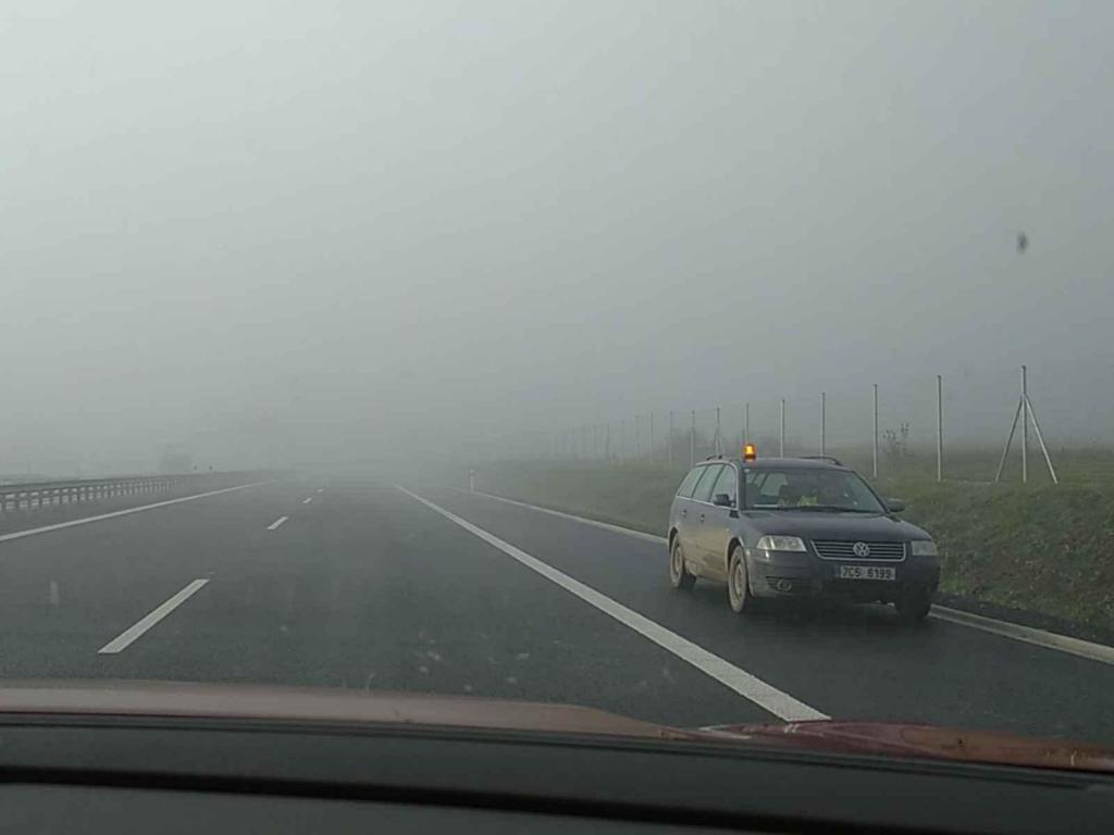 Ještě před Vánoci se otevřou poslední budované kilometry dálnice D4, přípravy v těchto dnech finišují.
