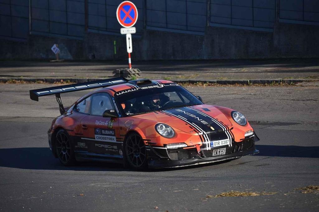 Nejhlasitější je už dlouho na českých soutěžích toto Porsche