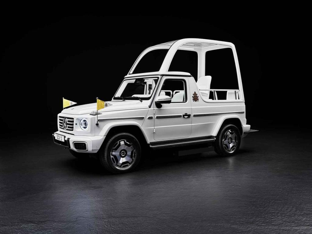 Nový papamobil Mercedes třídy G pro papeže Františka