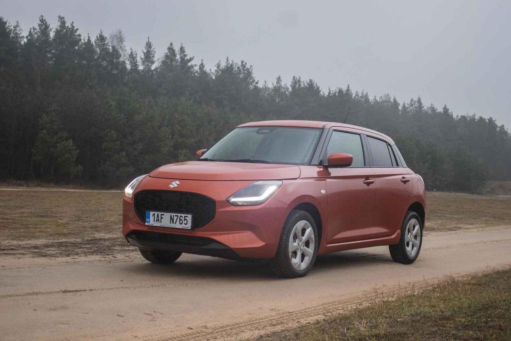 Šestá generace Suzuki Swift se drží hodnot, na které fanoušci auta nedají dopustit.