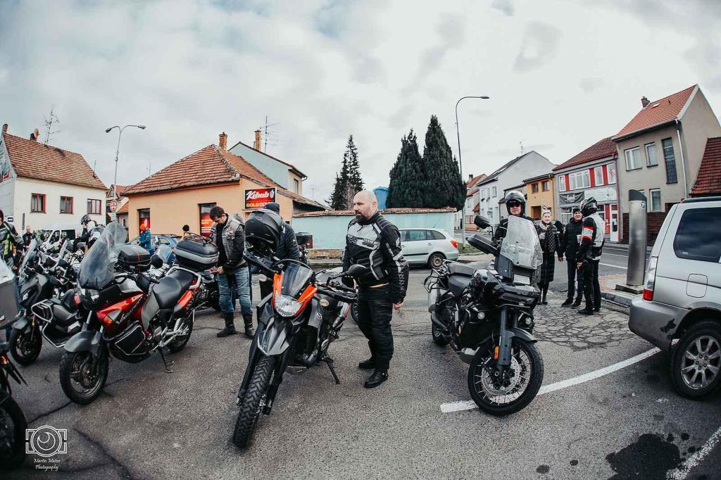 Vánočka 2024. Podívejte se, jak vypadal tradiční sraz motorkářů ve Slavkově.