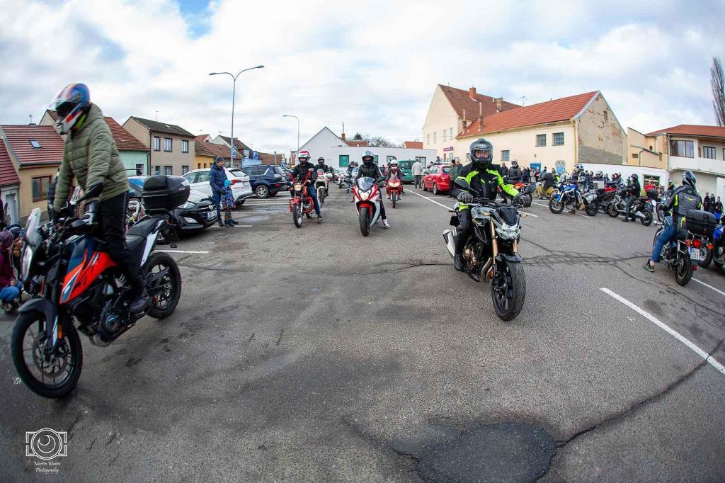 Vánočka 2024. Podívejte se, jak vypadal tradiční sraz motorkářů ve Slavkově.