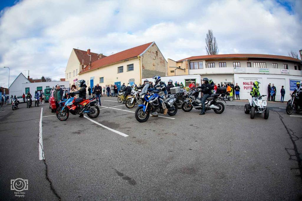 Vánočka 2024. Podívejte se, jak vypadal tradiční sraz motorkářů ve Slavkově.