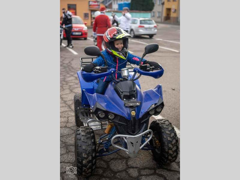 Vánočka 2024. Podívejte se, jak vypadal tradiční sraz motorkářů ve Slavkově.