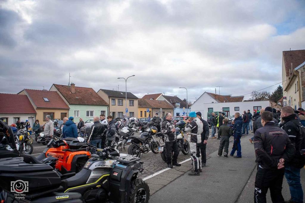 Vánočka 2024. Podívejte se, jak vypadal tradiční sraz motorkářů ve Slavkově.