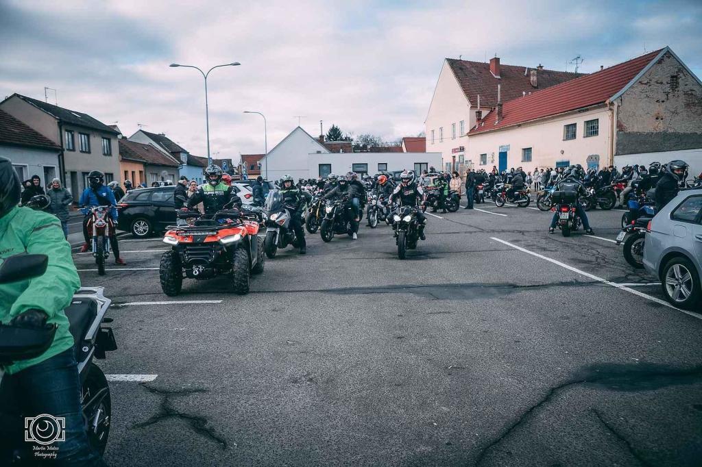 Vánočka 2024. Podívejte se, jak vypadal tradiční sraz motorkářů ve Slavkově.