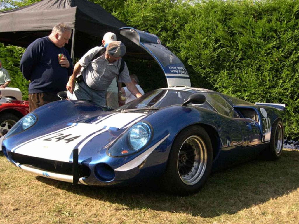 Vůz Lola T70 Mk III.