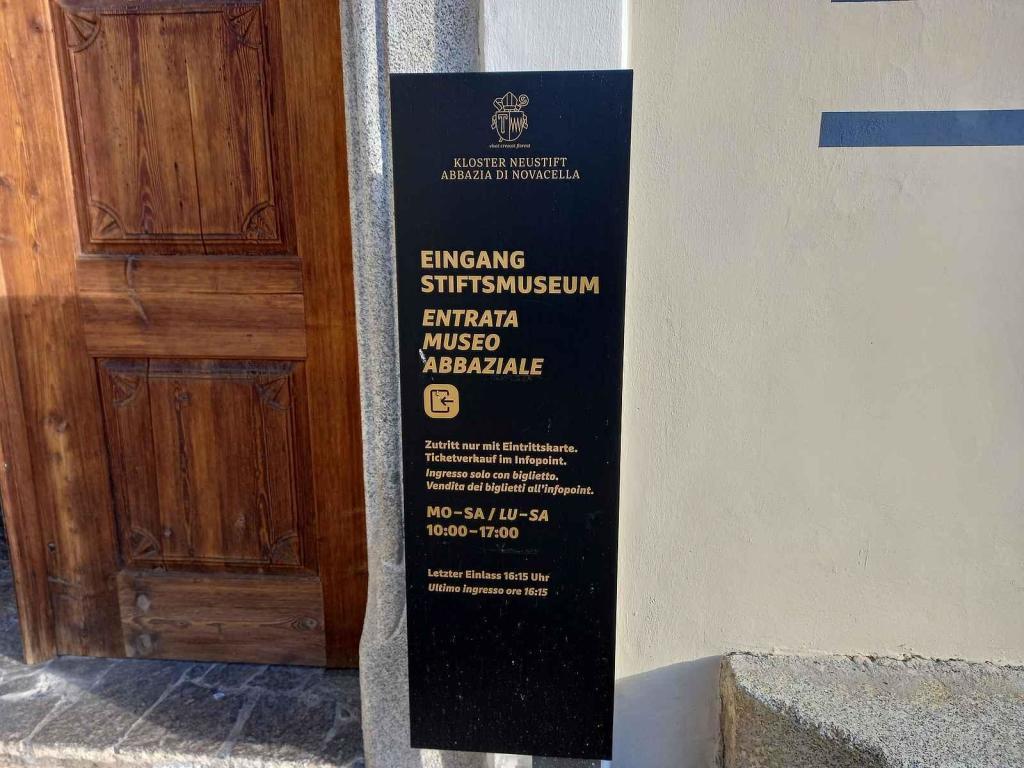 Augustiniánský klášter Novacella, jeden z nejhezčích v kraji.