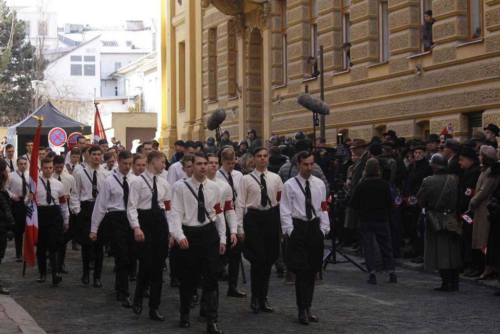 Na ulici třída Kapitána Jaroše v Brně se natáčel film Gerta Schnirch.