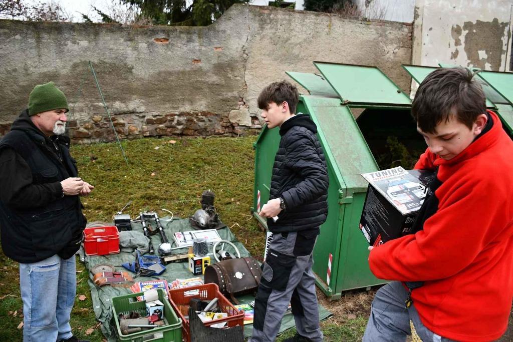 Auto-moto burza se v Hobšovicích konala v sobotu 29. března.