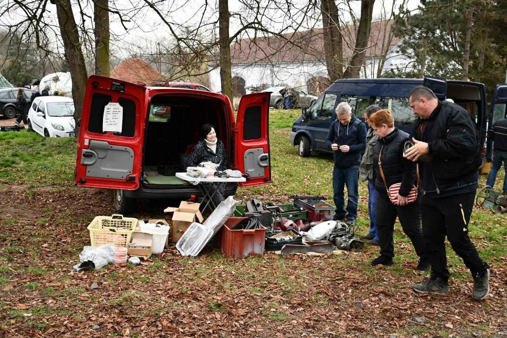 Auto-moto burza se v Hobšovicích konala v sobotu 29. března.