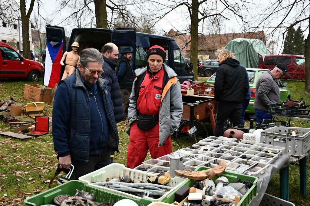 Auto-moto burza se v Hobšovicích konala v sobotu 29. března.
