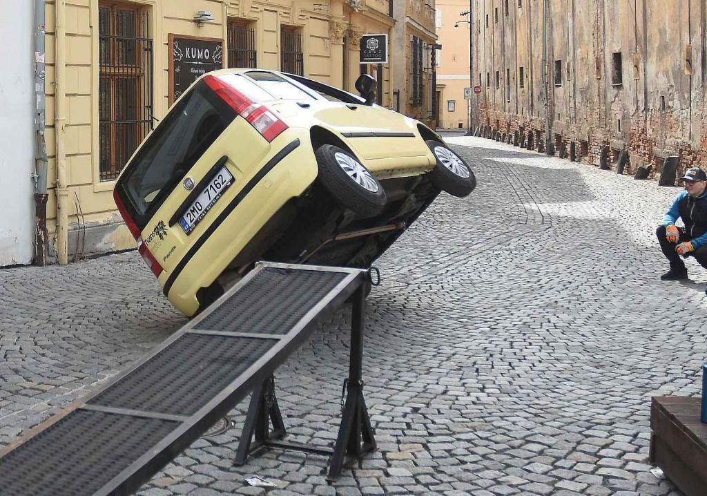 Z natáčení komedie Když se zhasne v Olomouci