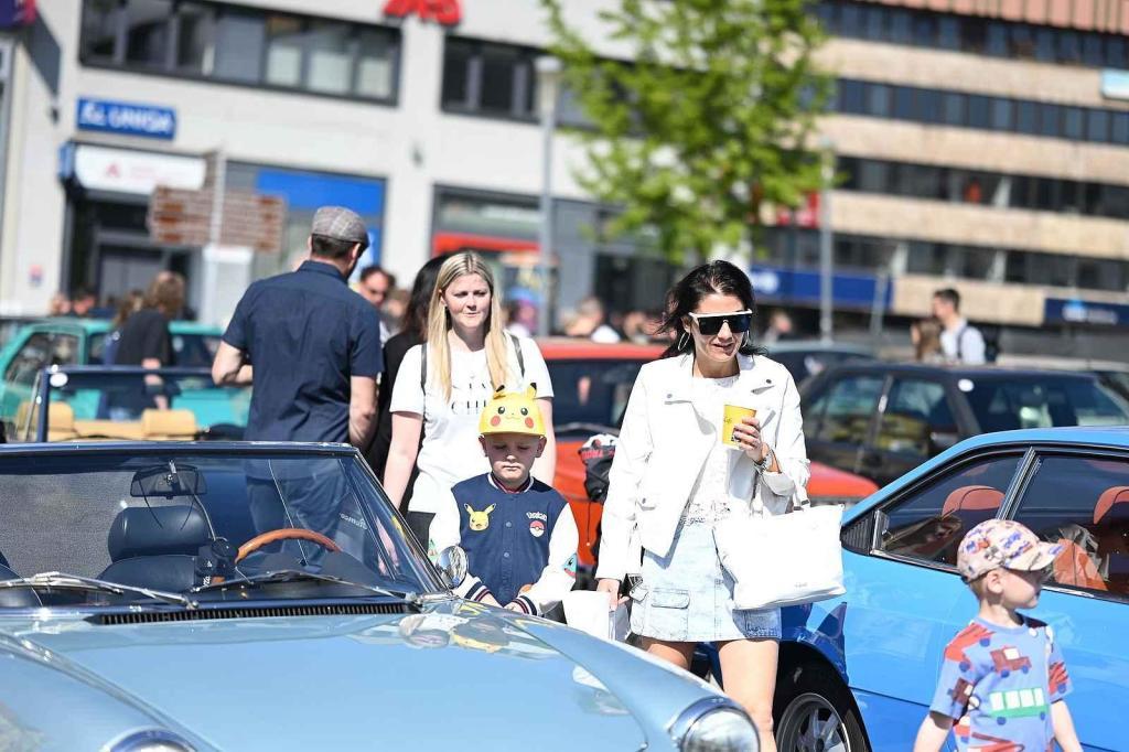 Prvomájová jízda automobilových veteránů 2025 v Ústí nad Labem.
