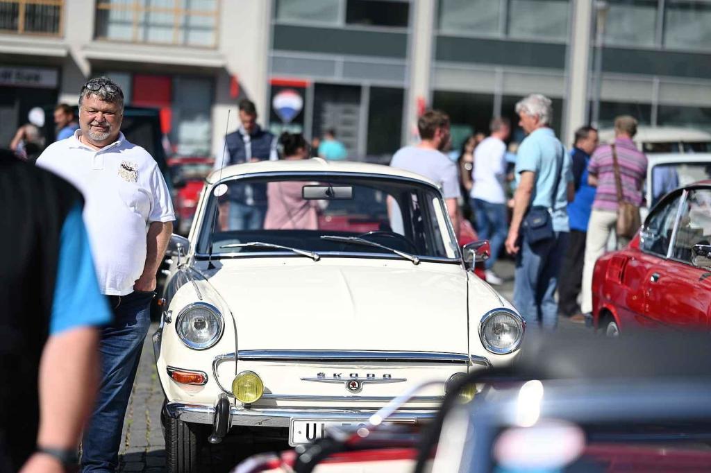 Prvomájová jízda automobilových veteránů 2025 v Ústí nad Labem.