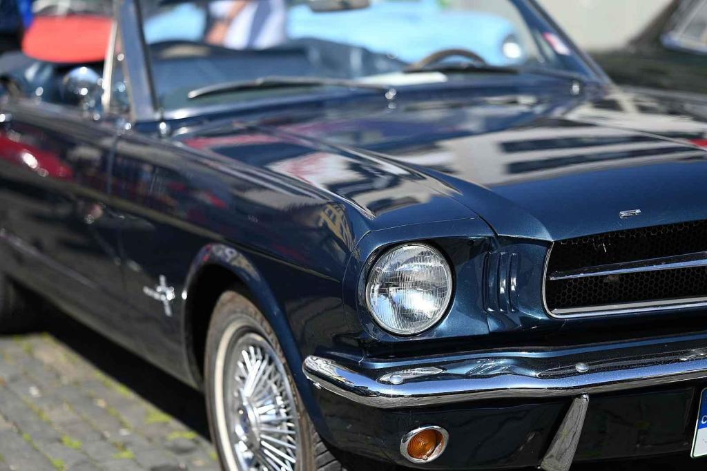 Prvomájová jízda automobilových veteránů 2025 v Ústí nad Labem.