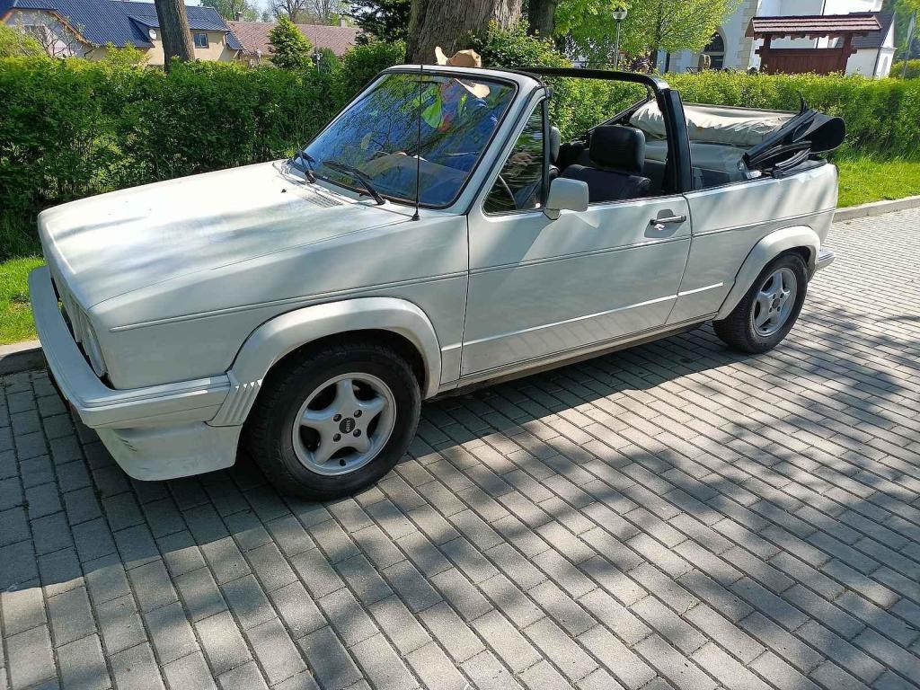 Motory, co něco pamatují. Tak to vypadalo v Jiřících na prvního máje. Podívejte se.