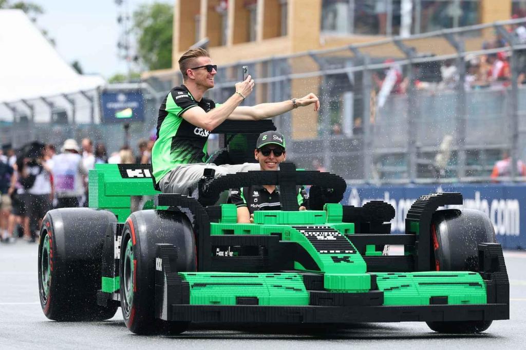 Pro Velkou cenu Miami připravilo Lego pojízdné modely v měřítku 1:1.
