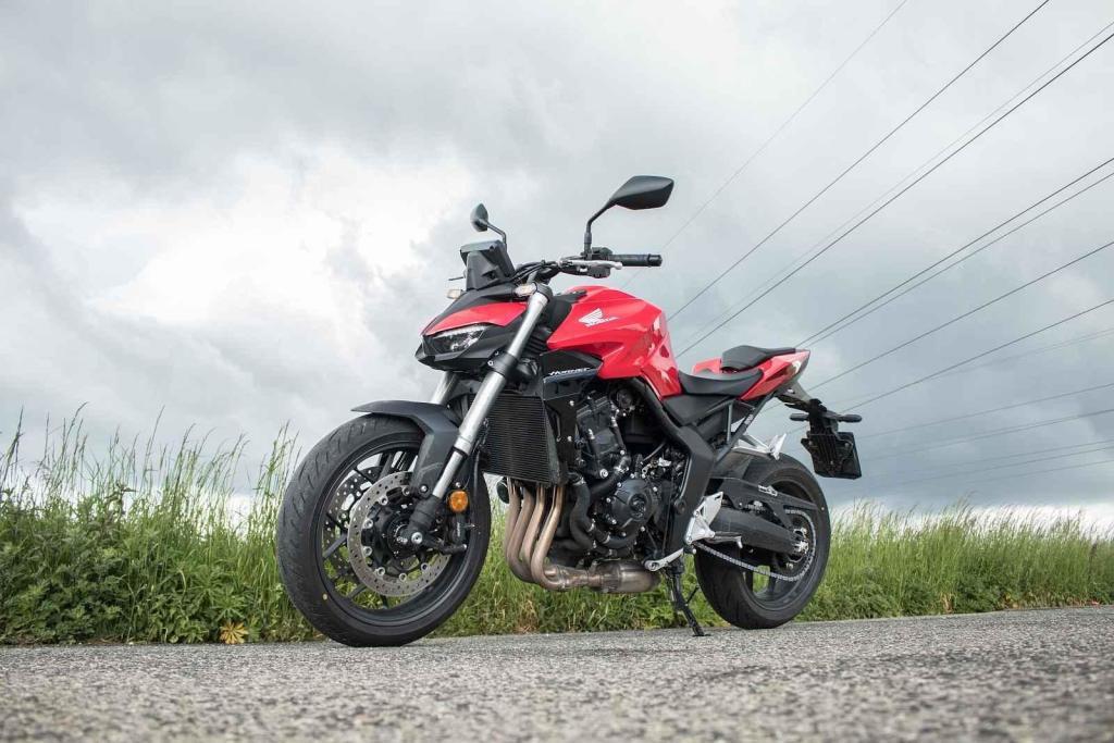 Hornet s litrovou kubatorou patří k nejočekávanějším novinkám letošního roku.