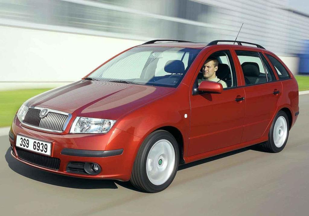 Facelift z roku 2005.