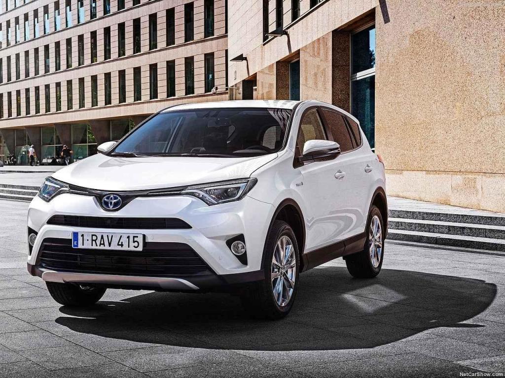 Toyota RAV 4.