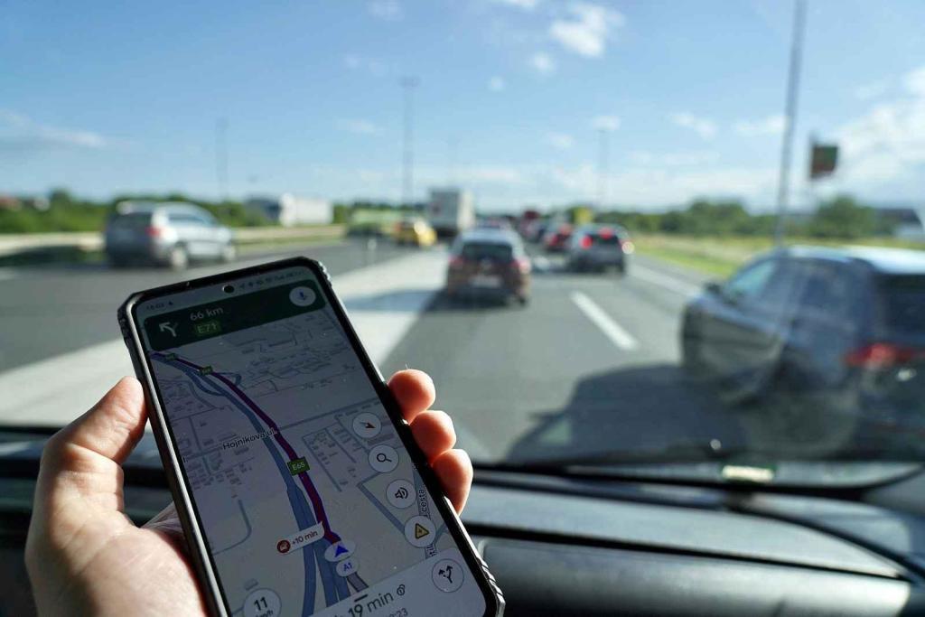Nakonec se zdržení protáhlo zhruba na půl hodiny. Kolona na chorvatské dálnici A1 u mýtné brány Záhřeb-Lučko