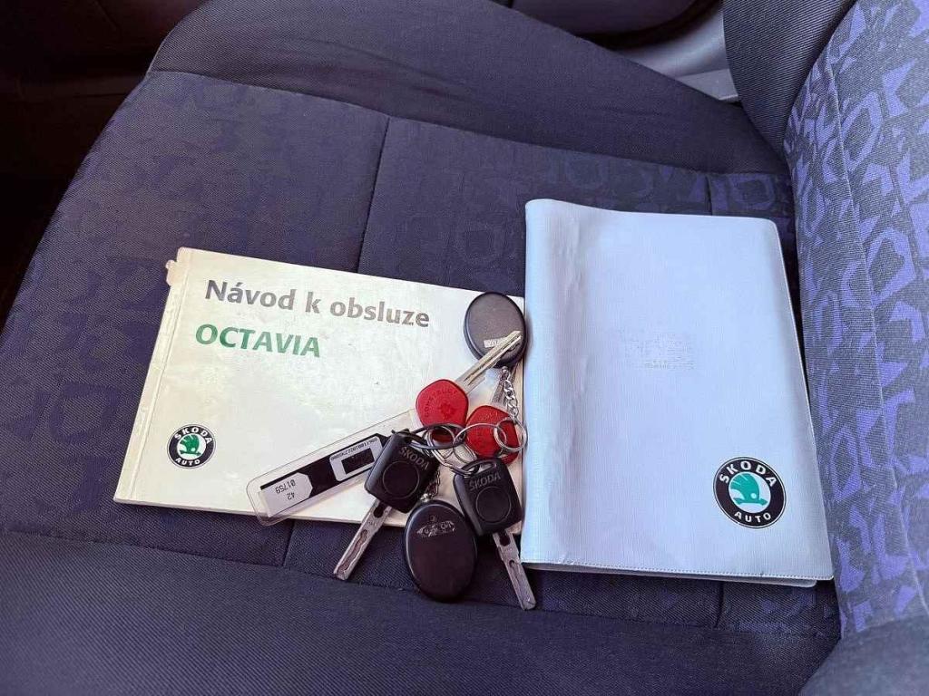 Koupě ojetiny přináší rizika. Důkladně zkontrolujte všechny dokumenty.