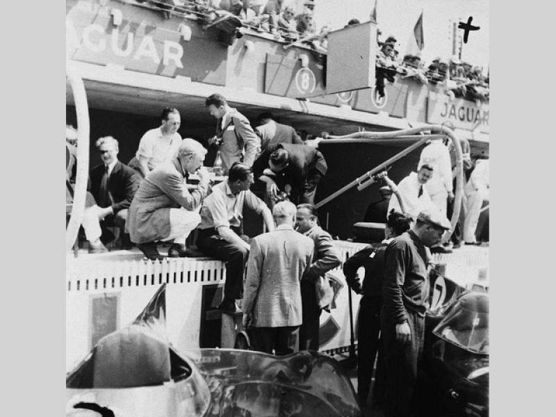 Le Mans 11. června 1955, chvíle před katastrofou.