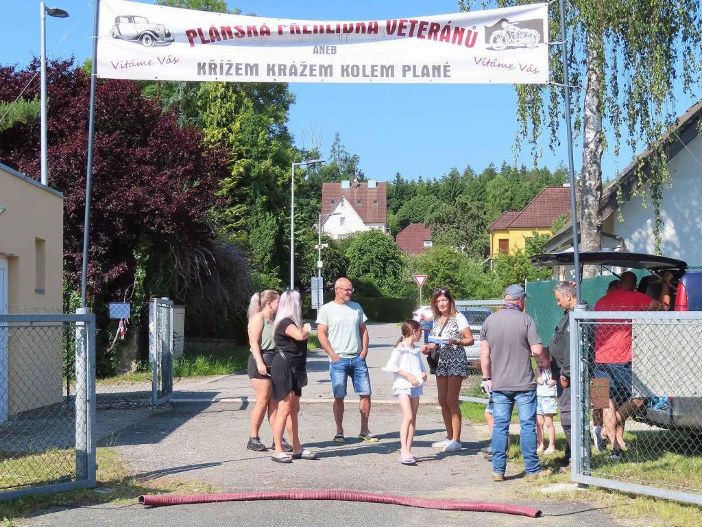 V Plané nad Lužnicí se v sobotu 14. června uskutečnil další sraz veteránů pod názvem Křížem krážem kolem Plané.