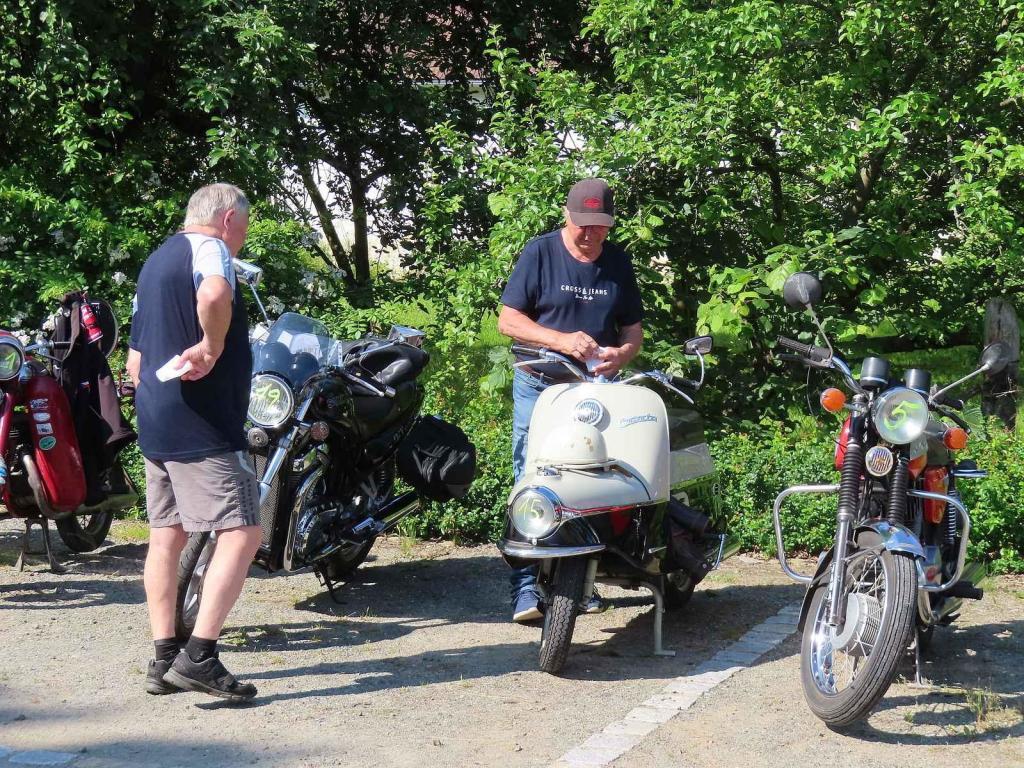V Plané nad Lužnicí se v sobotu 14. června uskutečnil další sraz veteránů pod názvem Křížem krážem kolem Plané.