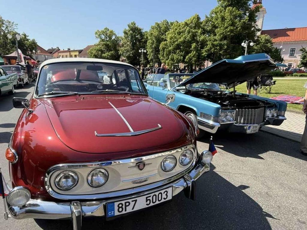 8.ročník akce Auto-moto veteráni Bucek, Stochov a Nové Strašecí. Foto: Monika Vostatková