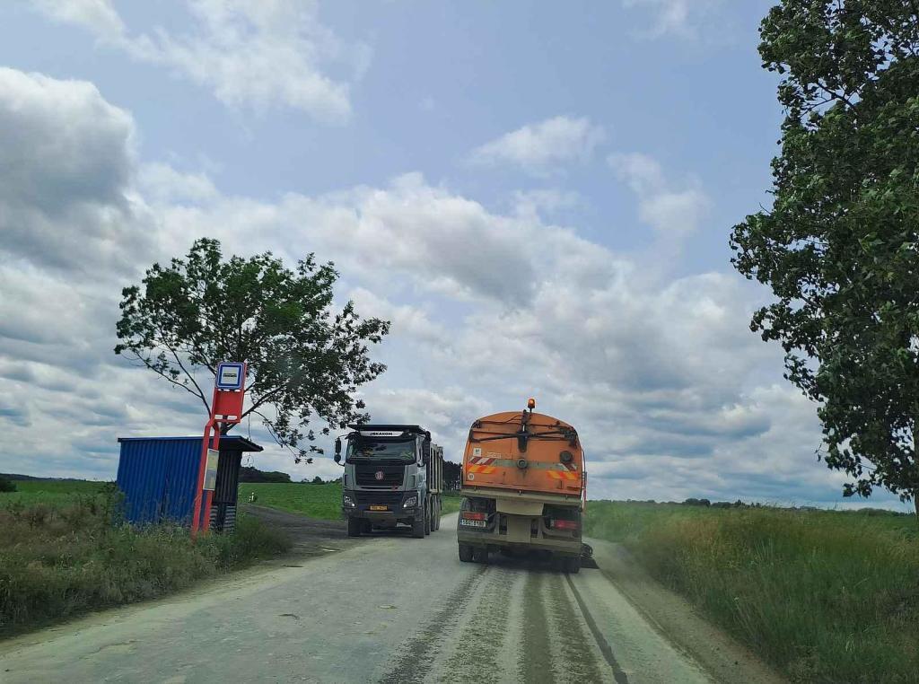 Na budování dálnice D7 je dopravní omezení