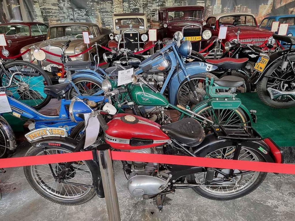 Motocykl Terrot ETD z roku 1950.