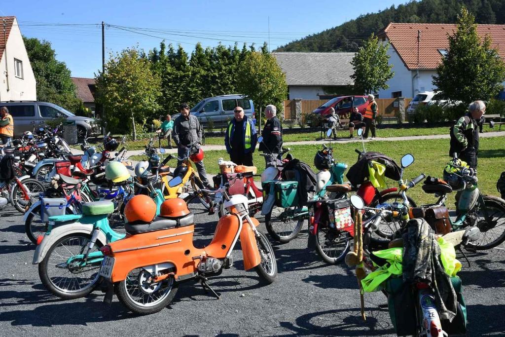 Slabý výkon, ale jízda "za hubičku". Nejslabší motorky mají své kouzlo.