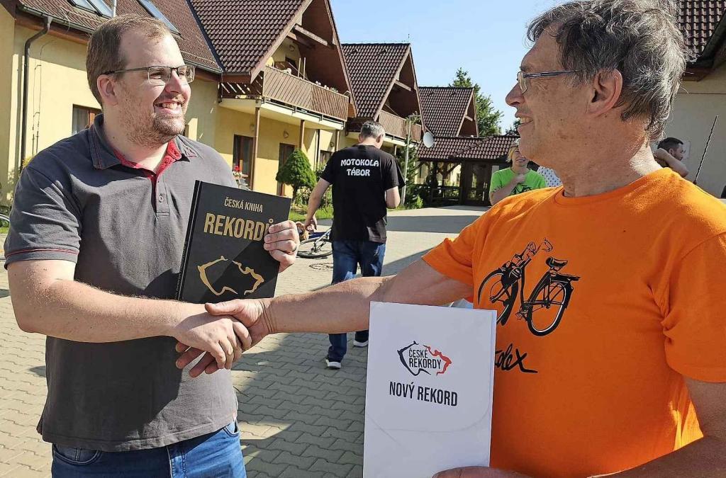 9. setkání motokol značky Solex v Táboře.