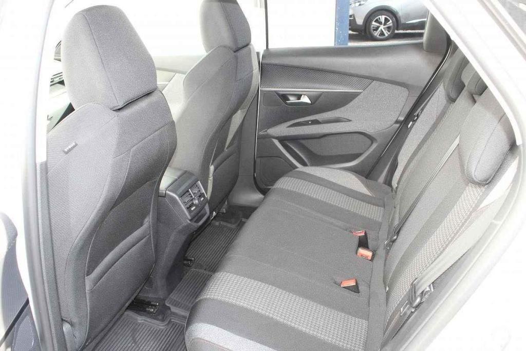 Peugeot 3008 Active 2.0 BlueHDI.