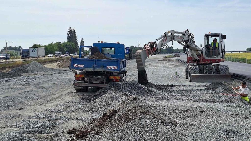 Stavba dokončení západního obchvatu Olomouce mezi Slavonínem a Křelovem, červen 2025