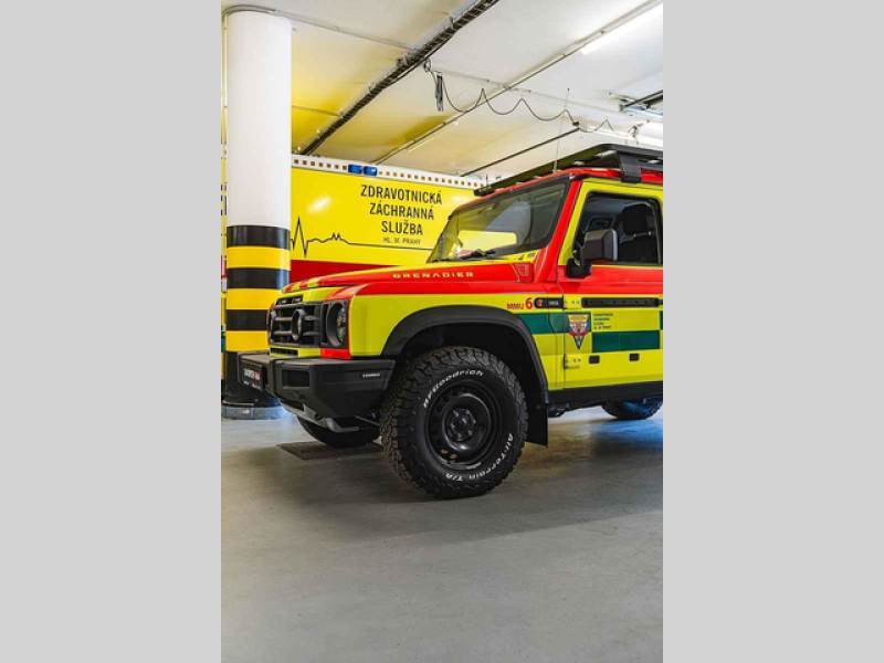 Foto: Dajbych 4x4/Ivo Trzaskalik Praha – Nový vůz pražských záchranářů – Ineos Grenadier v úpravě Ambulance.