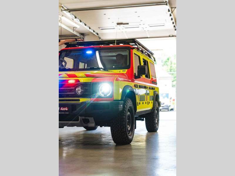 Foto: Dajbych 4x4/Ivo Trzaskalik Praha – Nový vůz pražských záchranářů – Ineos Grenadier v úpravě Ambulance.