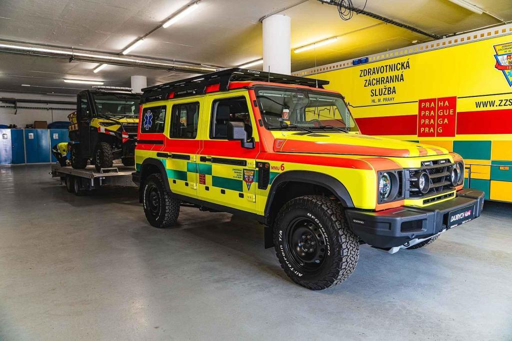 Foto: Dajbych 4x4/Ivo Trzaskalik Praha – Nový vůz pražských záchranářů – Ineos Grenadier v úpravě Ambulance.