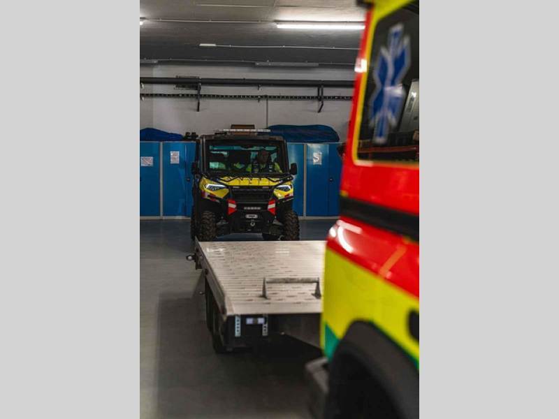 Foto: Dajbych 4x4/Ivo Trzaskalik Praha – Nový vůz pražských záchranářů – Ineos Grenadier v úpravě Ambulance.