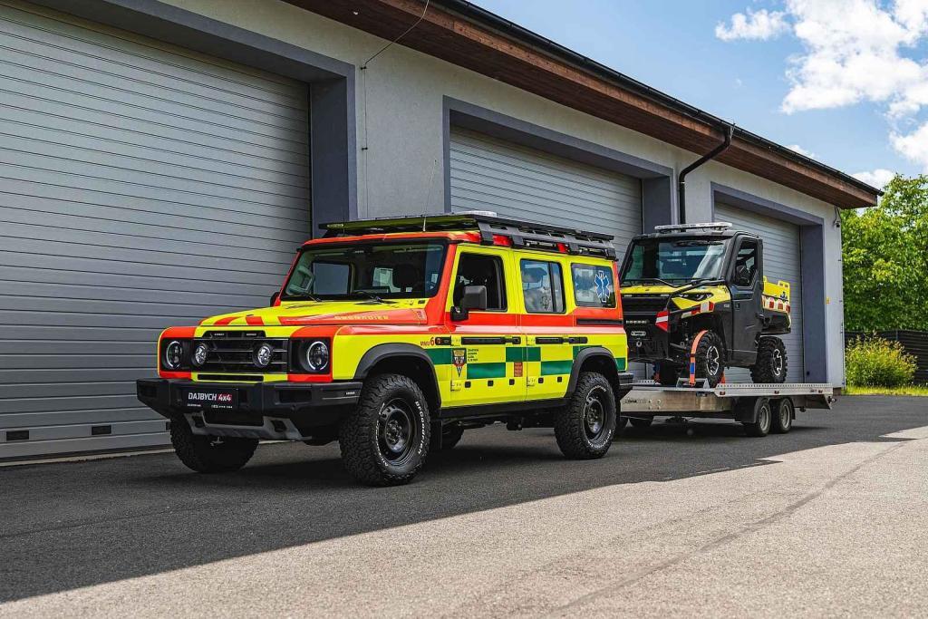 Foto: Dajbych 4x4/Ivo Trzaskalik Praha – Nový vůz pražských záchranářů – Ineos Grenadier v úpravě Ambulance.