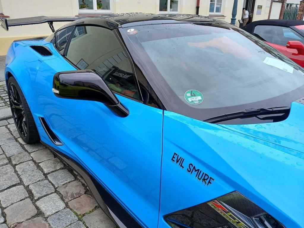V Plzeňském Prazdroji si dali sraz příznivci amerických sportovních vozů Corvette.