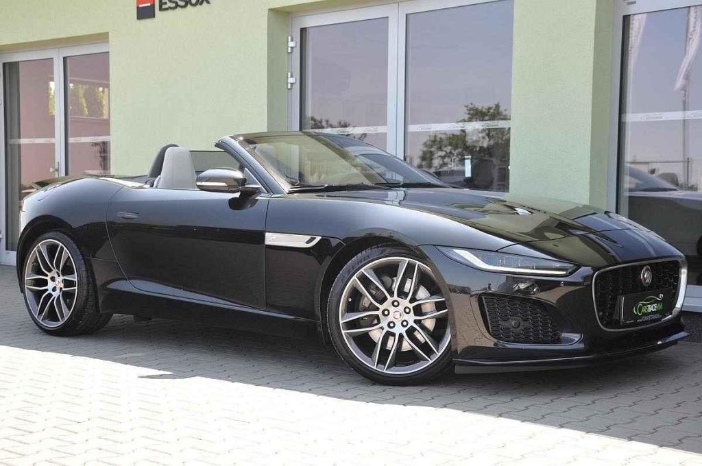 Jaguar F Type.