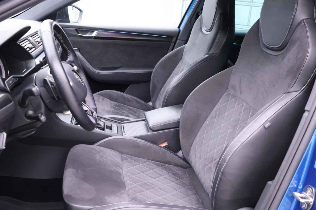 Škoda Superb Sportline 2,0 TDI.
