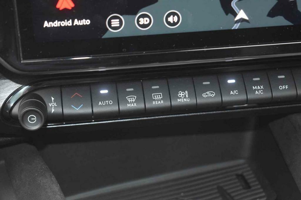 Ovladače klimatizace.