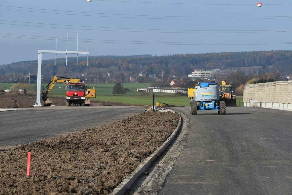 A tady se bude u Hořic končit.