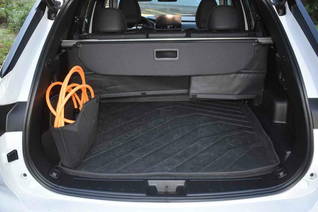 Pohled do zavazadelníku.